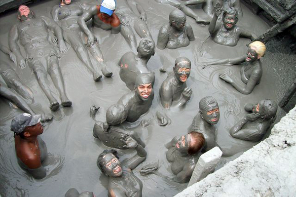 what is hot mud