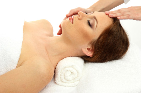massage and acumox and tcm natural therapy