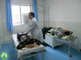 Spinal decompression traction physiotherapy is widely used in TCM hospitals, which is created specifically for people suffering from spinal pains.