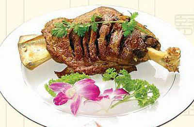 roasted sheep heart with rose for nourishing the heart