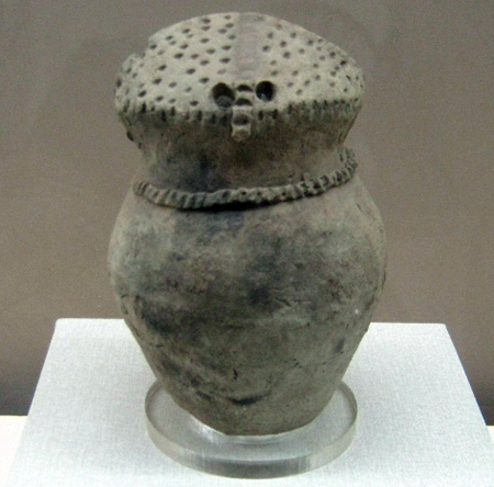 jar in shape of an owl