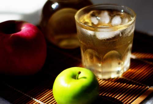 apple cider vinegar as natural remedy for sinus infection