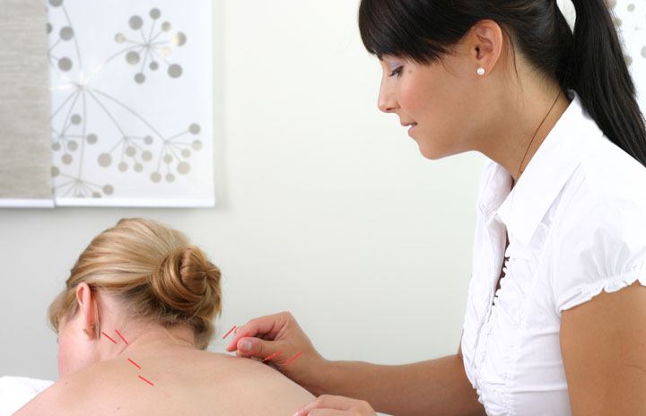 acupuncture reduces the risk of coronary heart disease